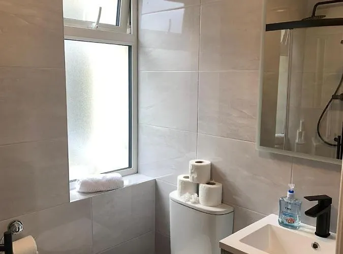 Eyre Square Lane Budget ゴールウェイ